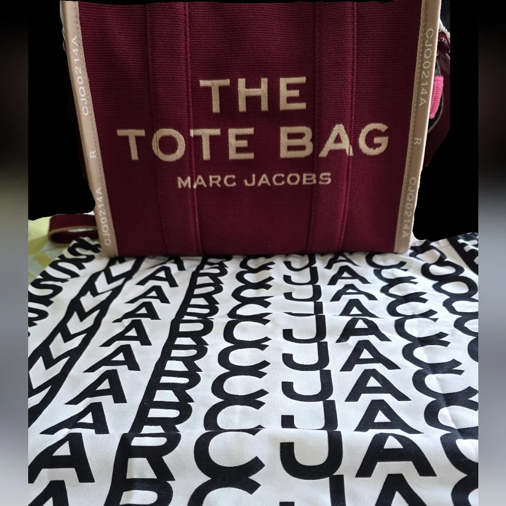 Marc Jacobs Jacquard Small Tote Bag - Picture 2 of 6